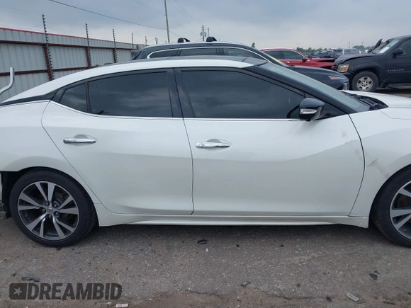 2017 Nissan Maxima Platinum with VIN 1N4AA6AP0HC380988, listed as a IAAI auction lot 42245241 with 88,822 mi miles and . Bid and sale history available at DreamBid. Image 13.