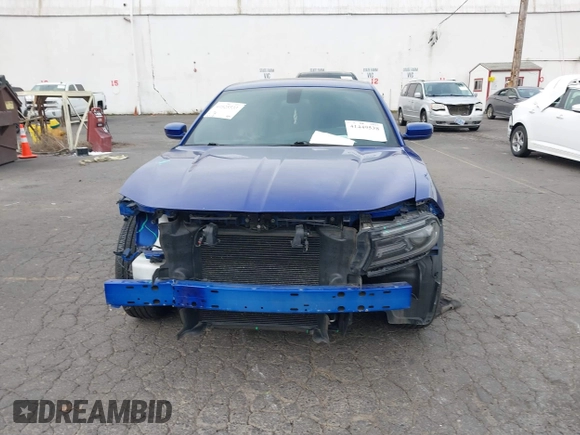 2020 Dodge Charger SXT z VIN 2C3CDXBG3LH215901, wystawiony jako IAAI lot #41449538 z przebiegiem 71 578 mil mil oraz . Historia ofert i sprzedaży dostępna na DreamBid. Obrazek 13.