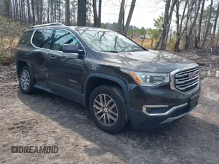 2017 GMC Acadia SLE with VIN 1GKKNSLA5HZ303345, listed as a IAAI auction lot 41678736 with 137,967 mi miles. Bid and sale history available at carsss.com. Image 1.