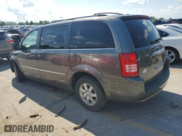 2010 Chrysler Town & Country Touring z VIN 2A4RR5D11AR301021, wystawiony jako Copart lot #61677465 z przebiegiem 173 211 mil mil oraz Czysty tytuł • Clean title. Historia ofert i sprzedaży dostępna na DreamBid. Obrazek 2.