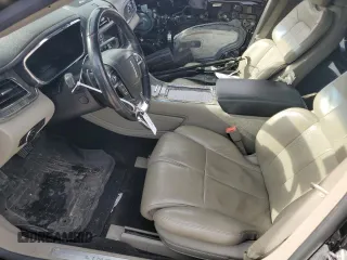 2017 Lincoln Continental Reserve with VIN 1LN6L9NP1H5608485, listed as a Copart auction lot 89325475 with 117,529 mi miles and Salvage Title. Bid and sale history available at DreamBid. Image 7.
