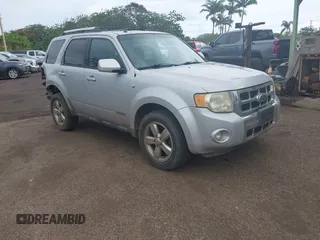 2008 Ford Escape Limited с VIN 1FMCU04158KB42604, выставлен на аукционе IAAI как лот 41948050 с пробегом 240 686 миль миль и . История ставок и продаж доступна на DreamBid. Изображение 1.