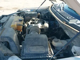 2018 Ford F-150 XL с VIN 1FTMF1CB5JKC62492, выставлен на аукционе IAAI как лот 43208531 с пробегом 217 266 миль миль и . История ставок и продаж доступна на DreamBid. Изображение 19.