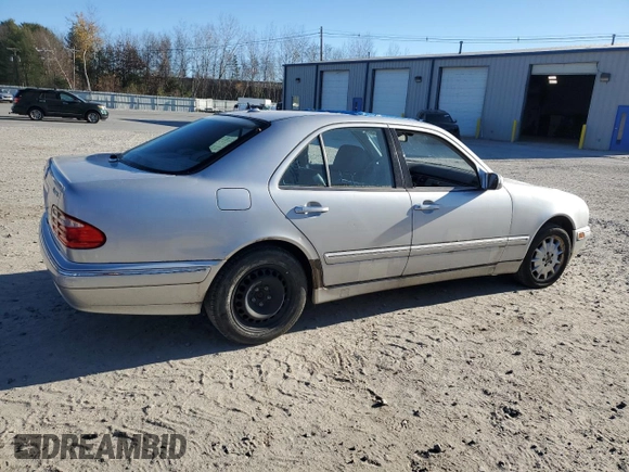 2001 Mercedes-Benz E-Class AWD with VIN WDBJF82J81X059893, listed as a Copart auction lot 80285554 with 156,713 mi miles and Clean Title. Bid and sale history available at carsss.com. Image 3.