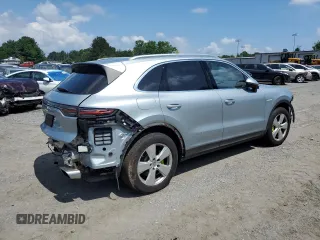 2021 Porsche Cayenne E-Hybrid with VIN WP1AE2AYXMDA24518, listed as a Copart auction lot 63158455 with Not provided miles and Salvage title. Bid and sale history available at DreamBid. Image 3.