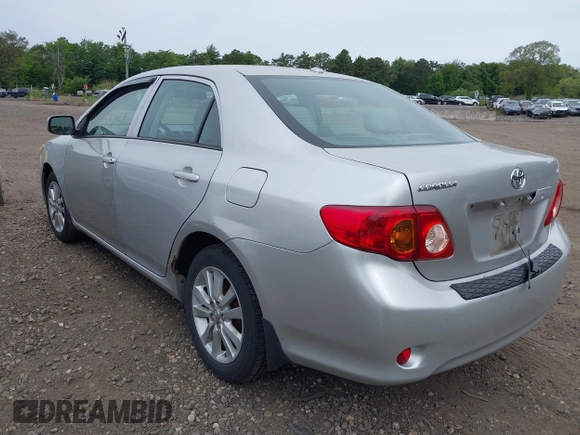 2010 Toyota Corolla z VIN 1NXBU4EE3AZ377078, wystawiony jako IAAI lot #42355051 z przebiegiem 202 547 mil mil oraz . Historia ofert i sprzedaży dostępna na DreamBid. Obrazek 3.