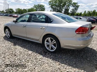 2014 Volkswagen Passat SEL Premium z VIN 1VWCN7A37EC048162, wystawiony jako Copart lot #55351735 z przebiegiem 110 549 mil mil oraz Czysty tytuł • Clean title. Historia ofert i sprzedaży dostępna na DreamBid. Obrazek 2.