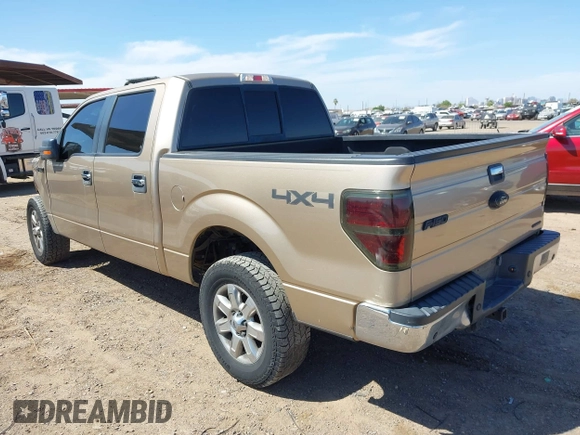 2014 Ford F-150 XL z VIN 1FTFW1EF3EKE39944, wystawiony jako IAAI lot #42504103 z przebiegiem 146 962 mil mil oraz . Historia ofert i sprzedaży dostępna na DreamBid. Obrazek 3.