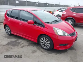 2013 Honda Fit Sport с VIN JHMGE8H50DC007175, выставлен на аукционе IAAI как лот 42474888 с пробегом 89 908 миль миль и . История ставок и продаж доступна на DreamBid. Изображение 1.