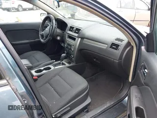 2012 Ford Fusion SE z VIN 3FAHP0HA6CR351436, wystawiony jako IAAI lot #41894194 z przebiegiem 178 075 mil mil oraz . Historia ofert i sprzedaży dostępna na DreamBid. Obrazek 5.