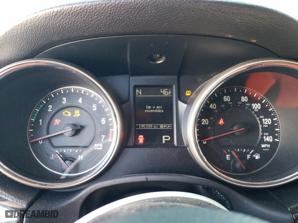 2011 Jeep Grand Cherokee Laredo with VIN 1J4RR4GG5BC514557, listed as a Copart auction lot 47195705 with 195,339 mi miles and Salvage Title. Bid and sale history available at carsss.com. Image 9.