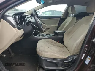 2011 Kia Optima LX z VIN KNAGM4A72B5116910, wystawiony jako Copart lot #55839845 z przebiegiem 187 943 mil mil oraz Szkoda całkowita • Salvage title. Historia ofert i sprzedaży dostępna na DreamBid. Obrazek 7.