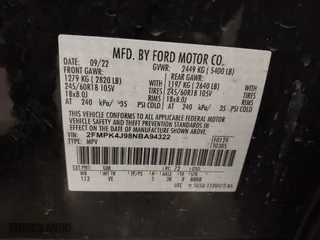 2022 Ford Edge SEL with VIN 2FMPK4J98NBA94322, listed as a IAAI auction lot 42084550 with 42,110 mi miles. Bid and sale history available at carsss.com. Image 9.