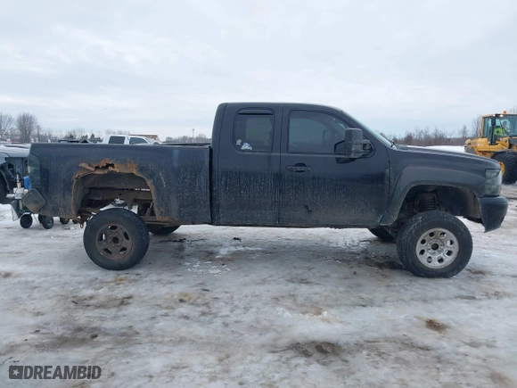2009 Chevrolet Silverado 1500 LT with VIN 2GCEK29J991112885, listed as a IAAI auction lot 41632179 with 180,557 mi miles. Bid and sale history available at carsss.com. Image 14.