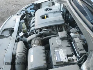 2018 Hyundai Elantra SEL z VIN 5NPD84LF7JH349114, wystawiony jako IAAI lot #43346446 z przebiegiem 42 242 mil mil oraz . Historia ofert i sprzedaży dostępna na DreamBid. Obrazek 19.