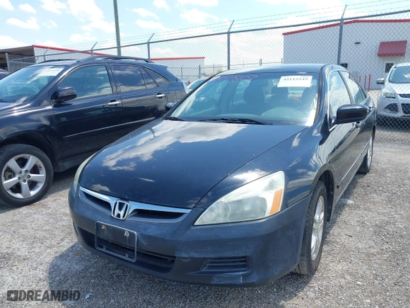 2006 Honda Accord Sdn LX SE with VIN 1HGCM56306A098211, listed as a IAAI auction lot 42115249 with 104,587 mi miles. Bid and sale history available at carsss.com. Image 2.