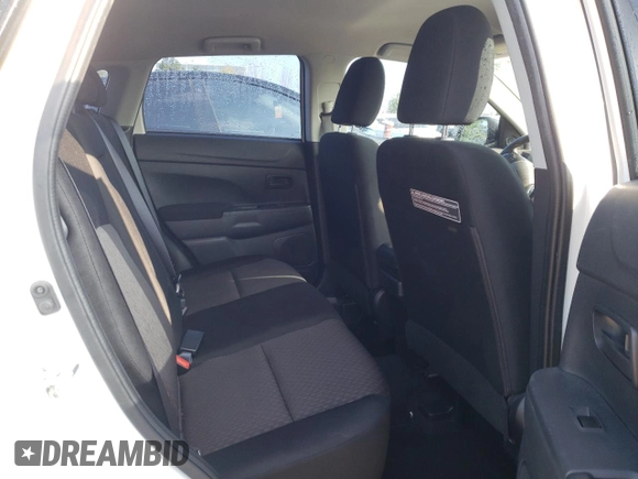 2018 Mitsubishi Outlander Sport ES z VIN JA4AH3AUXJU602084, wystawiony jako Copart lot #68704123 z przebiegiem 102 870 mil mil oraz . Historia ofert i sprzedaży dostępna na DreamBid. Obrazek 11.
