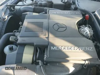 1990 Mercedes-Benz 500 z VIN WDBFA66E0LF010623, wystawiony jako IAAI lot #43500907 z przebiegiem 95 067 mil mil oraz . Historia ofert i sprzedaży dostępna na DreamBid. Obrazek 12.