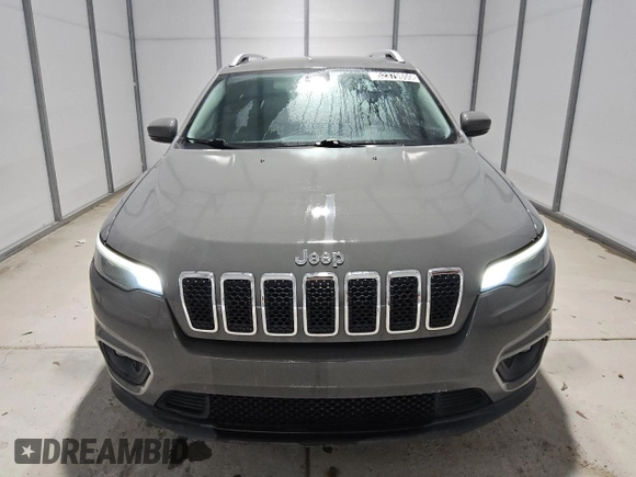 2020 Jeep Cherokee Latitude Plus with VIN 1C4PJLLB5LD545795, listed as a Copart auction lot 52379855 with 87,208 mi miles and Clean Title. Bid and sale history available at carsss.com. Image 5.