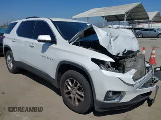 2018 Chevrolet Traverse LT Cloth with VIN 1GNERGKW5JJ236555, listed as a IAAI auction lot 41986598 with 106,740 mi miles. Bid and sale history available at carsss.com. Image 1.