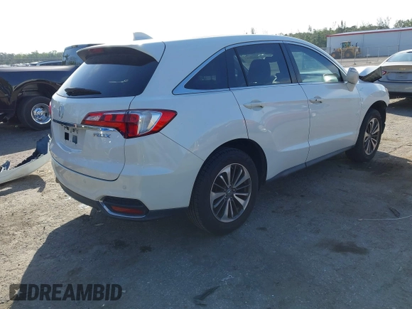 2018 Acura RDX w/Advance Pkg with VIN 5J8TB3H70JL000561, listed as a IAAI auction lot 41628961 with 81,905 mi miles. Bid and sale history available at carsss.com. Image 4.