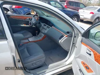 2005 Toyota Avalon XL with VIN 4T1BK36BX5U051434, listed as a IAAI auction lot 41914519 with 300,232 mi miles and . Bid and sale history available at DreamBid. Image 5.