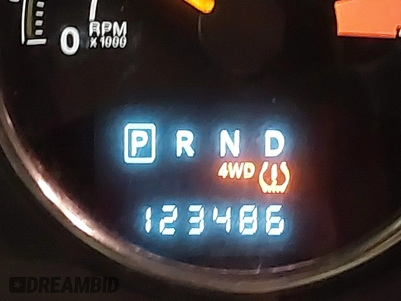 2015 Jeep Compass Latitude with VIN 1C4NJDEBXFD304409, listed as a IAAI auction lot 41629121 with 123,486 mi miles. Bid and sale history available at carsss.com. Image 7.