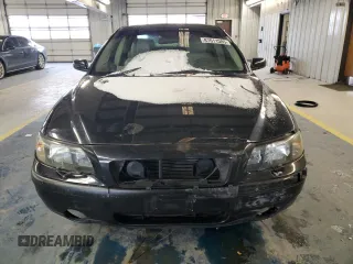 2004 Volvo S60 with VIN YV1RS61TX42377209, listed as a Copart auction lot 87611085 with 124,523 mi miles and Salvage Title. Bid and sale history available at carsss.com. Image 5.