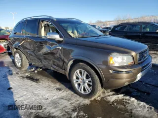 2013 Volvo XC90 Premier Plus with VIN YV4952CY1D1656629, listed as a Copart auction lot 89113145 with Not Provided miles and Salvage Title. Bid and sale history available at carsss.com. Image 4.