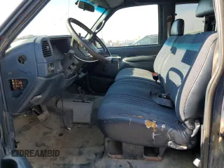 1995 GMC Sierra 1500 z VIN 2GTEK19K3S1591653, wystawiony jako Copart lot #75799124 z przebiegiem 329 311 mil mil oraz Nie do naprawy. Historia ofert i sprzedaży dostępna na DreamBid. Obrazek 7.