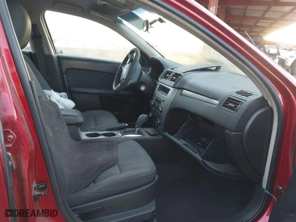 2011 Ford Fusion SE with VIN 3FAHP0HA5BR222683, listed as a IAAI auction lot 41963000 with 235,586 mi miles. Bid and sale history available at carsss.com. Image 5.