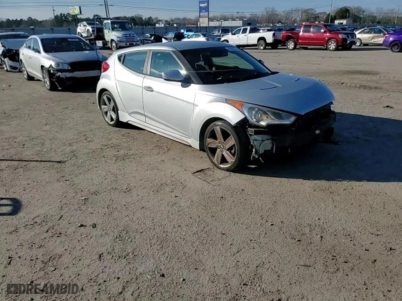 2013 Hyundai Veloster Turbo w/Black Int with VIN KMHTC6AE5DU160709, listed as a Copart auction lot 41667965 with 140,961 mi miles and Salvage Title. Bid and sale history available at carsss.com. Image 11.