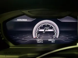 2021 Lamborghini Urus z VIN ZPBUA1ZL1MLA15024, wystawiony jako Copart lot #48737594 z przebiegiem 13 617 mil mil oraz Tytuł czysty. Historia ofert i sprzedaży dostępna na DreamBid. Obrazek 6.