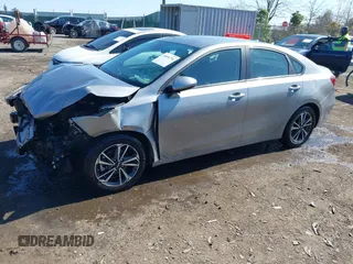 2024 Kia Forte LXS with VIN 3KPF24AD4RE717969, listed as a IAAI auction lot 41894734 with 46,705 mi miles and . Bid and sale history available at DreamBid. Image 15.