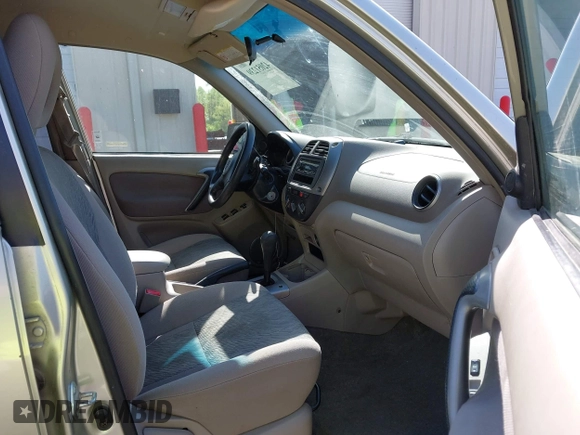 2003 Toyota RAV4 with VIN JTEGH20V330119336, listed as a IAAI auction lot 42051239 with 198,944 mi miles. Bid and sale history available at carsss.com. Image 5.