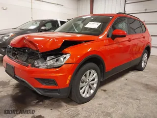 2019 Volkswagen Tiguan S with VIN 3VV0B7AX3KM075498, listed as a IAAI auction lot 41501778 with 143,262 mi miles. Bid and sale history available at carsss.com. Image 18.