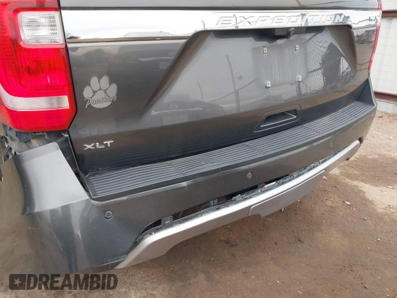 2018 Ford Expedition Max XLT with VIN 1FMJK1JT9JEA26626, listed as a IAAI auction lot 41199211 with 146,579 mi miles and . Bid and sale history available at DreamBid. Image 17.
