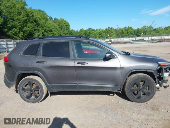 2018 Jeep Cherokee Latitude with VIN 1C4PJMCBXJD597667, listed as a IAAI auction lot 42486786 with 149,081 mi miles and . Bid and sale history available at DreamBid. Image 13.