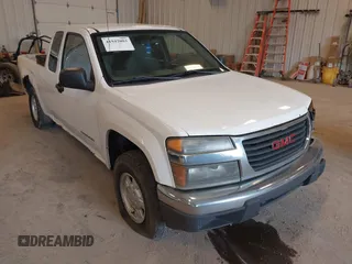 2004 GMC Canyon z VIN 1GTCS198048213981, wystawiony jako IAAI lot #41942003 z przebiegiem 264 587 mil mil oraz . Historia ofert i sprzedaży dostępna na DreamBid. Obrazek 1.