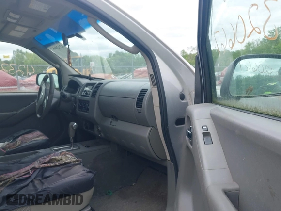 2006 Nissan Frontier SE with VIN 1N6AD07W66C451179, listed as a IAAI auction lot 42320667 with 210,610 mi miles and . Bid and sale history available at DreamBid. Image 5.