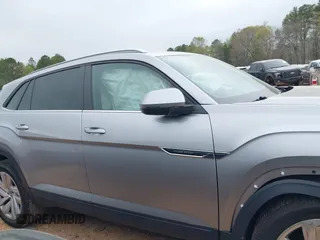 2020 Volkswagen Atlas SE z VIN 1V26C2CA5LC206661, wystawiony jako IAAI lot #41945822 z przebiegiem 43 297 mil mil oraz . Historia ofert i sprzedaży dostępna na DreamBid. Obrazek 13.