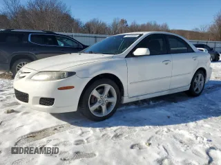 2008 Mazda 6 i Sport VE with VIN 1YVHP80C885M01294, listed as a Copart auction lot 88508995 with 239,017 mi miles and Salvage Title. Bid and sale history available at carsss.com. Image 1.