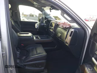 2017 GMC Sierra 2500HD Denali with VIN 1GT12UEY2HF192132, listed as a IAAI auction lot 42094570 with 119,361 mi miles and . Bid and sale history available at DreamBid. Image 5.