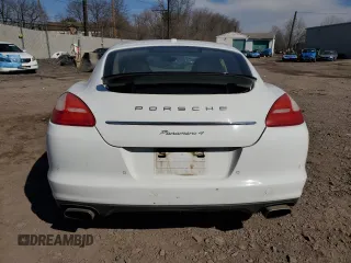 2012 Porsche Panamera with VIN WP0AA2A70CL015111, listed as a Copart auction lot 45416745 with 111,279 mi miles and Salvage title. Bid and sale history available at DreamBid. Image 6.