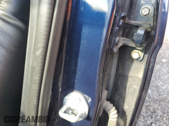 2014 Mitsubishi Lancer SE z VIN JA32V2FW2EU605184, wystawiony jako Copart lot #56007575 z przebiegiem 234 213 mil mil oraz Szkoda całkowita • Salvage title. Historia ofert i sprzedaży dostępna na DreamBid. Obrazek 12.