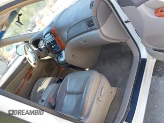 2008 Toyota Sienna XLE with VIN 5TDZK22C08S100113, listed as a IAAI auction lot 42118757 with 232,372 mi miles and . Bid and sale history available at DreamBid. Image 5.