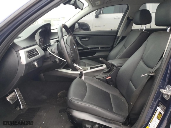 2011 BMW 3 Series 335i xDrive with VIN WBAPL5G55BNN23375, listed as a Copart auction lot 44082605 with 96,347 mi miles and Salvage Title. Bid and sale history available at carsss.com. Image 7.