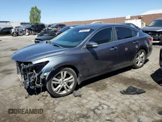 2013 Nissan Altima SV z VIN 1N4BL3AP1DN538685, wystawiony jako Copart lot #66696254 z przebiegiem 249 537 mil mil oraz Szkoda całkowita • Salvage title. Historia ofert i sprzedaży dostępna na DreamBid. Obrazek 1.