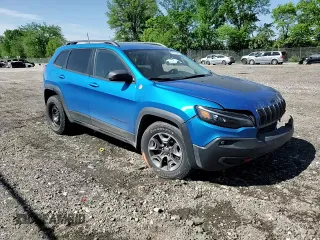 2019 Jeep Cherokee Trailhawk with VIN 1C4PJMBX9KD393862, listed as a Copart auction lot 56695905 with 64,334 mi miles and Salvage title. Bid and sale history available at DreamBid. Image 14.