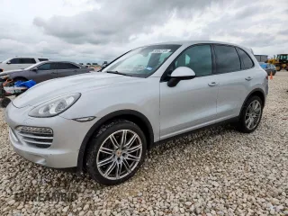 2013 Porsche Cayenne с VIN WP1AA2A25DLA04867, выставлен на аукционе Copart как лот 59962735 с пробегом 100 917 миль миль и Списание • Salvage title. История ставок и продаж доступна на DreamBid. Изображение 1.